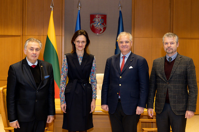 Ambasadorius susitiko su LR Seimo Pirmininke, Kauno Arkivyskupu Metropolitu, užsienio šalių Ambasadoriais